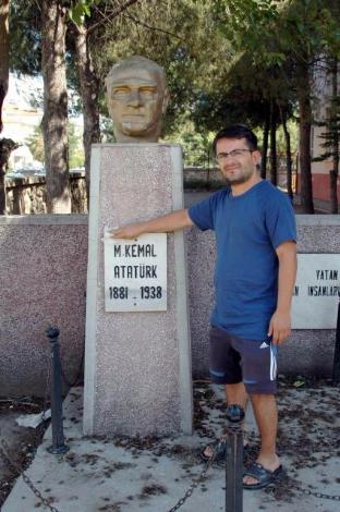 TÜRKİYE GERÇEĞİ: ÖĞRETMEN HADEME OLDU!