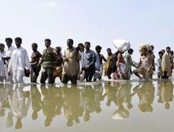 PAKİSTAN'A YENİ SEL FELAKETİ!