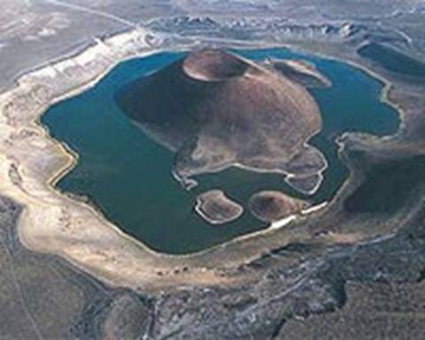 "MEKE GÖLÜ" KURUYOR!