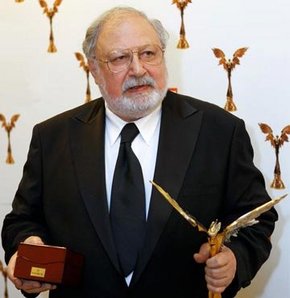OSCARLI YÖNETMEN İBRAHİMBEYOV, FRANSIZ MADALYASINI İADE ETTİ